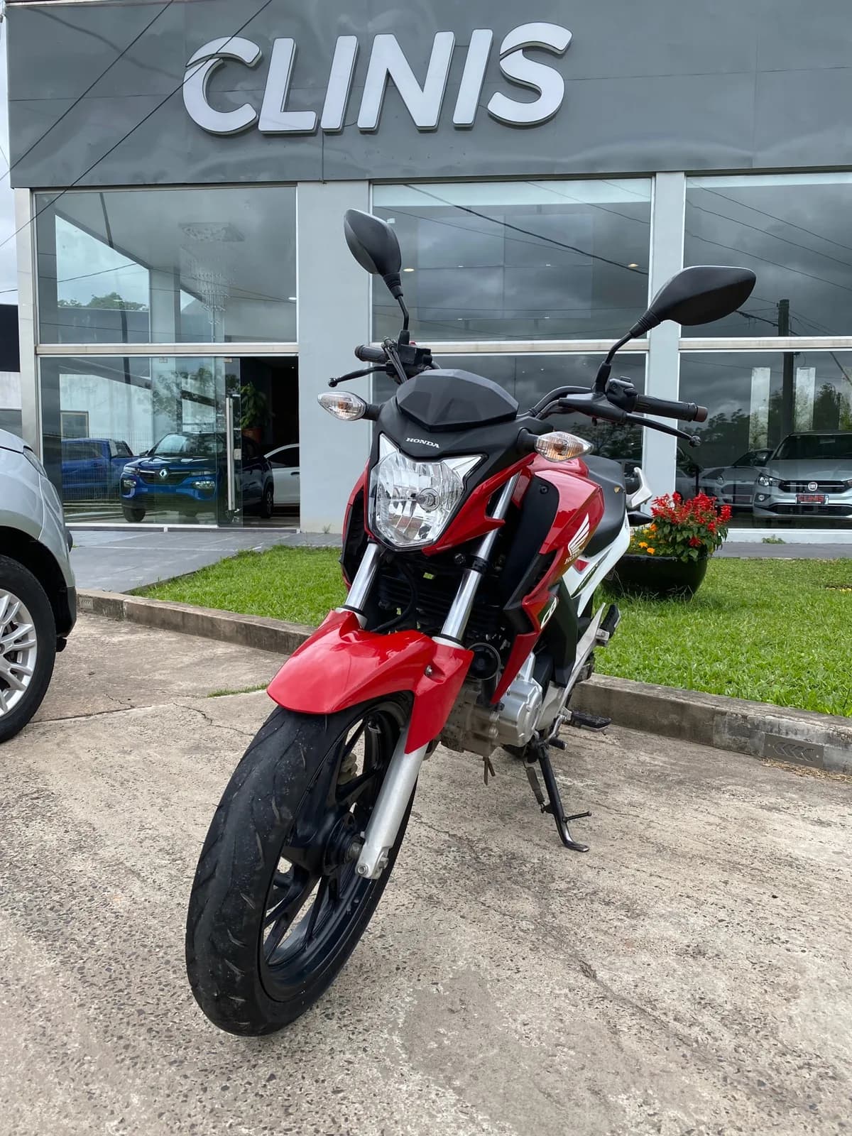Honda CB Twister 250 — imagen 1 de 4