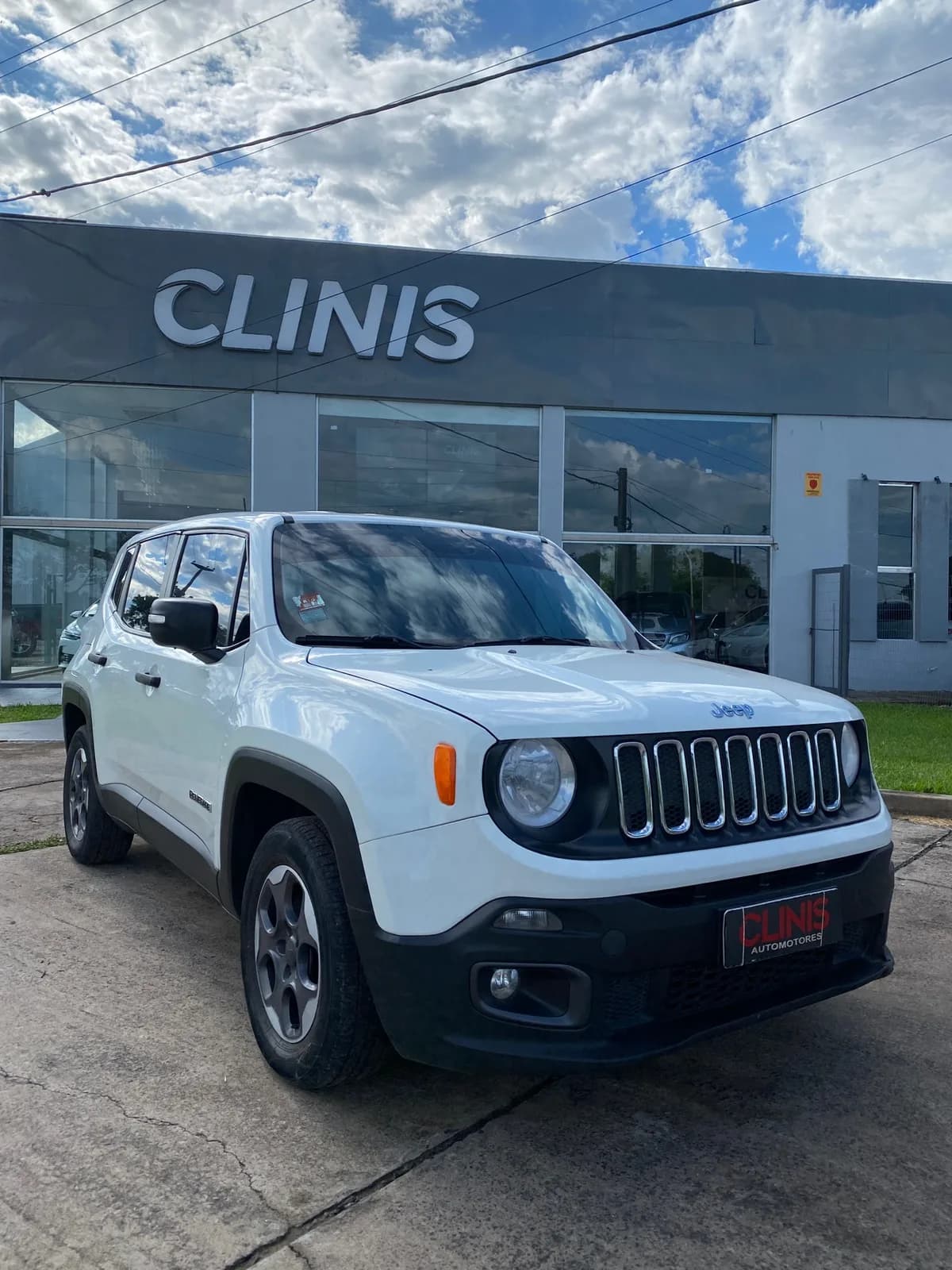 Jeep Renegade Sport MT5 — imagen 1 de 7
