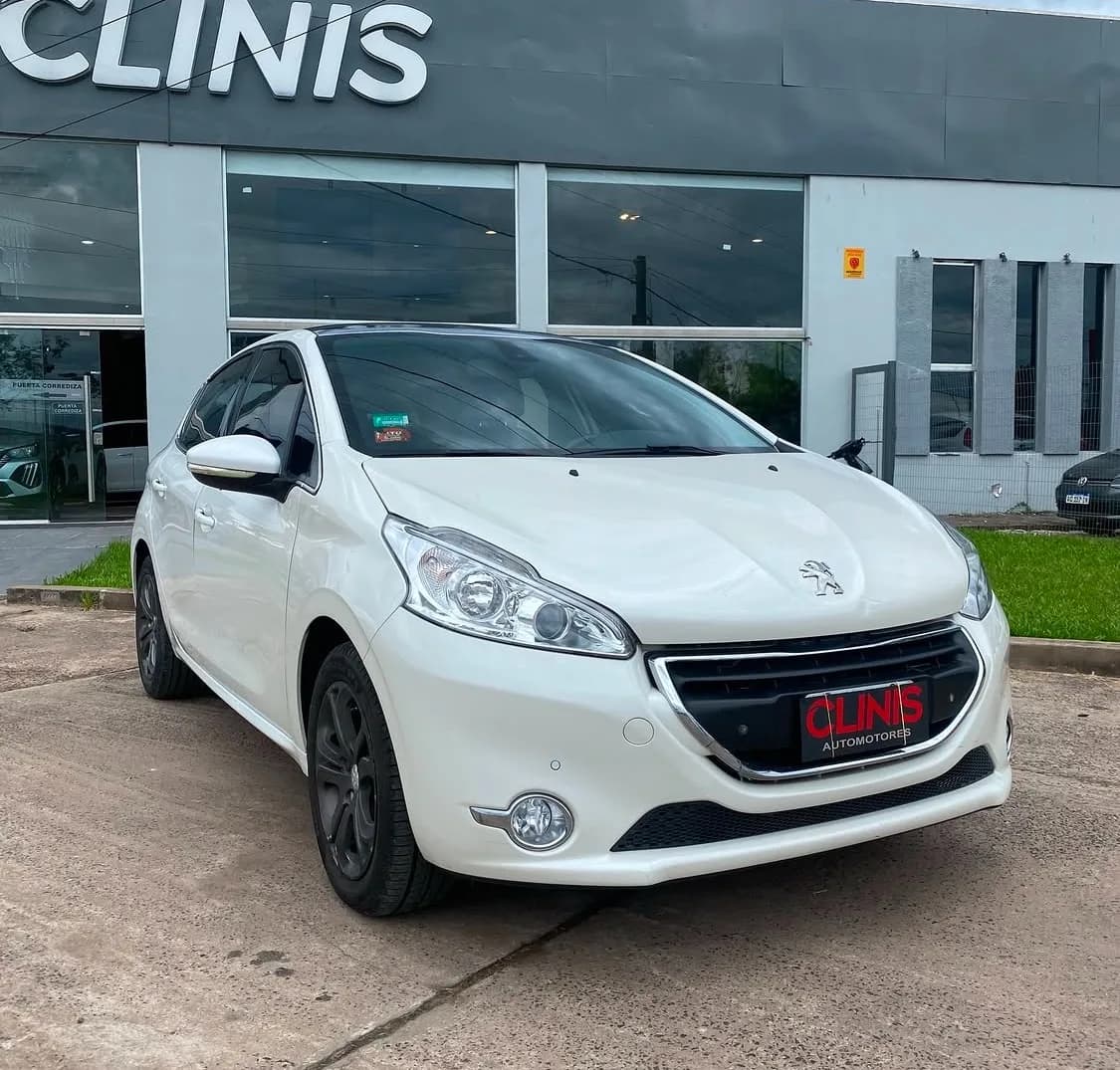 Peugeot 208 Feline Pack Cuir — imagen 1 de 6
